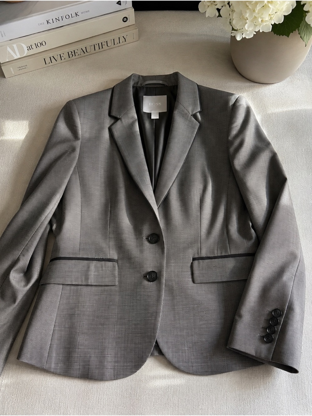 BOSS Hugo Boss Women's Gray Two-Button Tailored Blazer Size 6